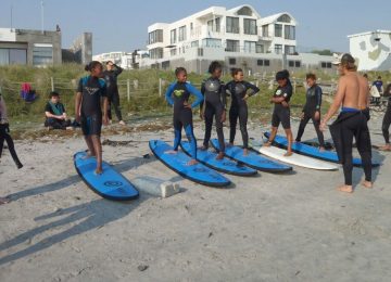 דרום אפריקה – פעילות עם ילדים, גלישת גלים וסקייטבורד בקייפטאון