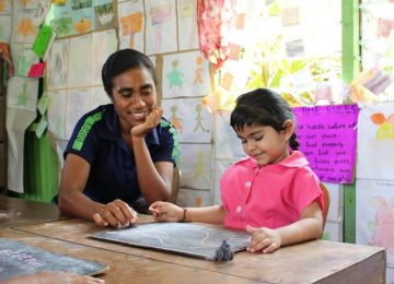 פיג'י – פעילות עם ילדים בסובה בירת פיג'י
